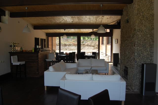 Lounge, view towards the forest